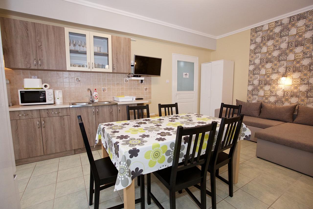 Zoli Apartmanok-Timi Kölcsey 34-36 Hajdúszoboszló Dış mekan fotoğraf